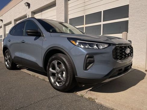 Used 2026 Ford Escape ST-Line AWD/4WD image 10
