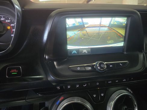 Used 2017 Chevrolet Camaro LT image 18