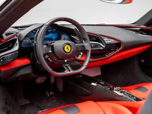 Certified 2022 Ferrari SF90 Spider image 4