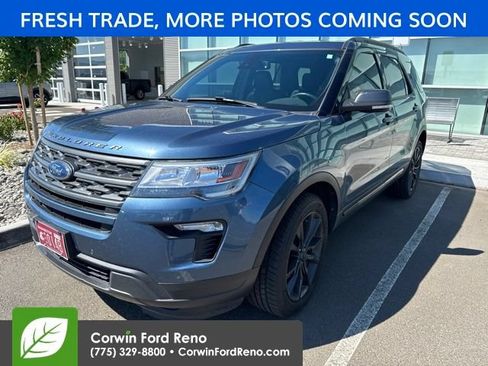 Used 2019 Ford Explorer XLT w/ Equipment Group 202A AWD/4WD image 3