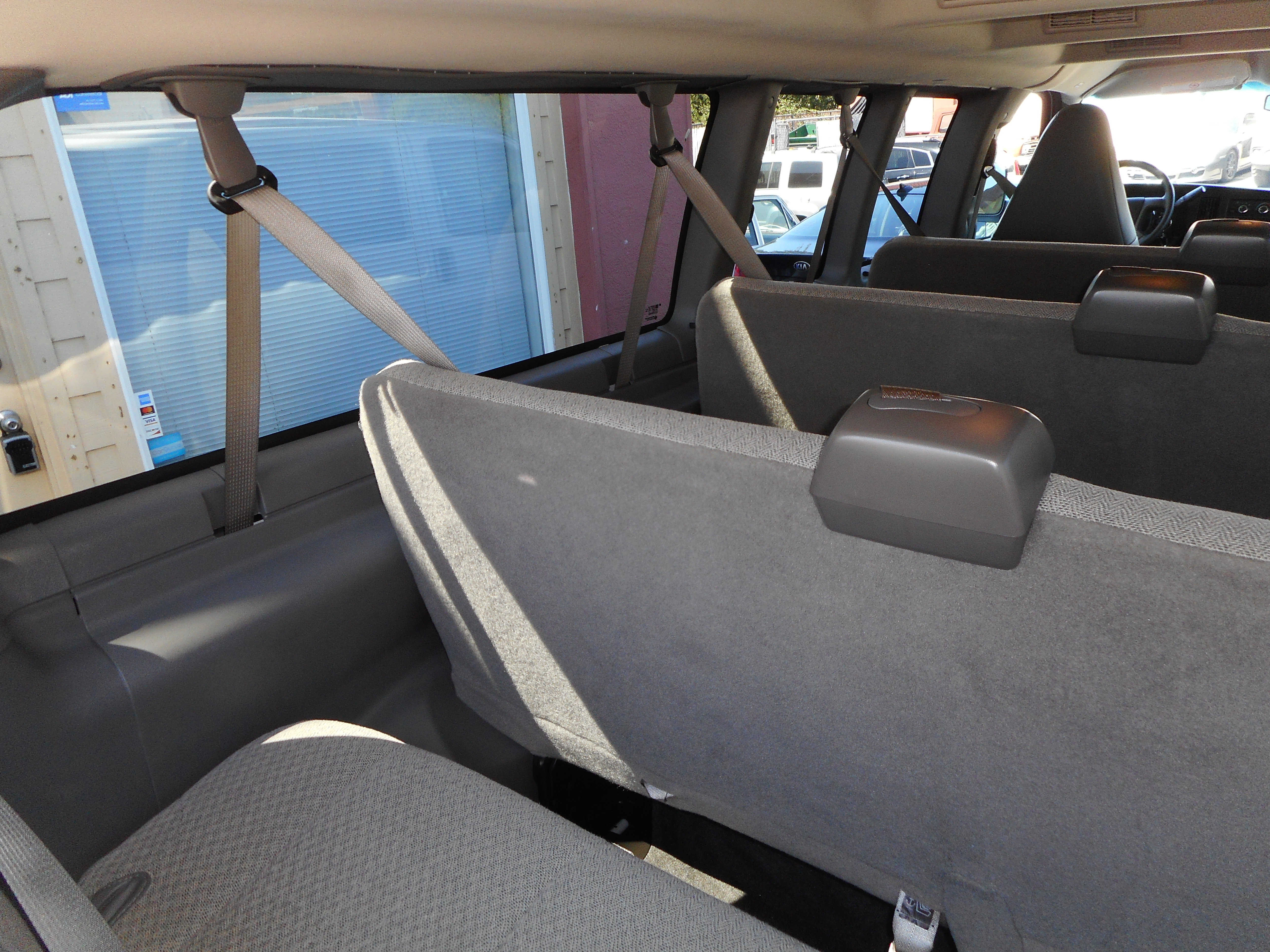 Used 2017 Chevrolet Express 3500 LT w/ LT Preferred Equipment Group RWD image 18