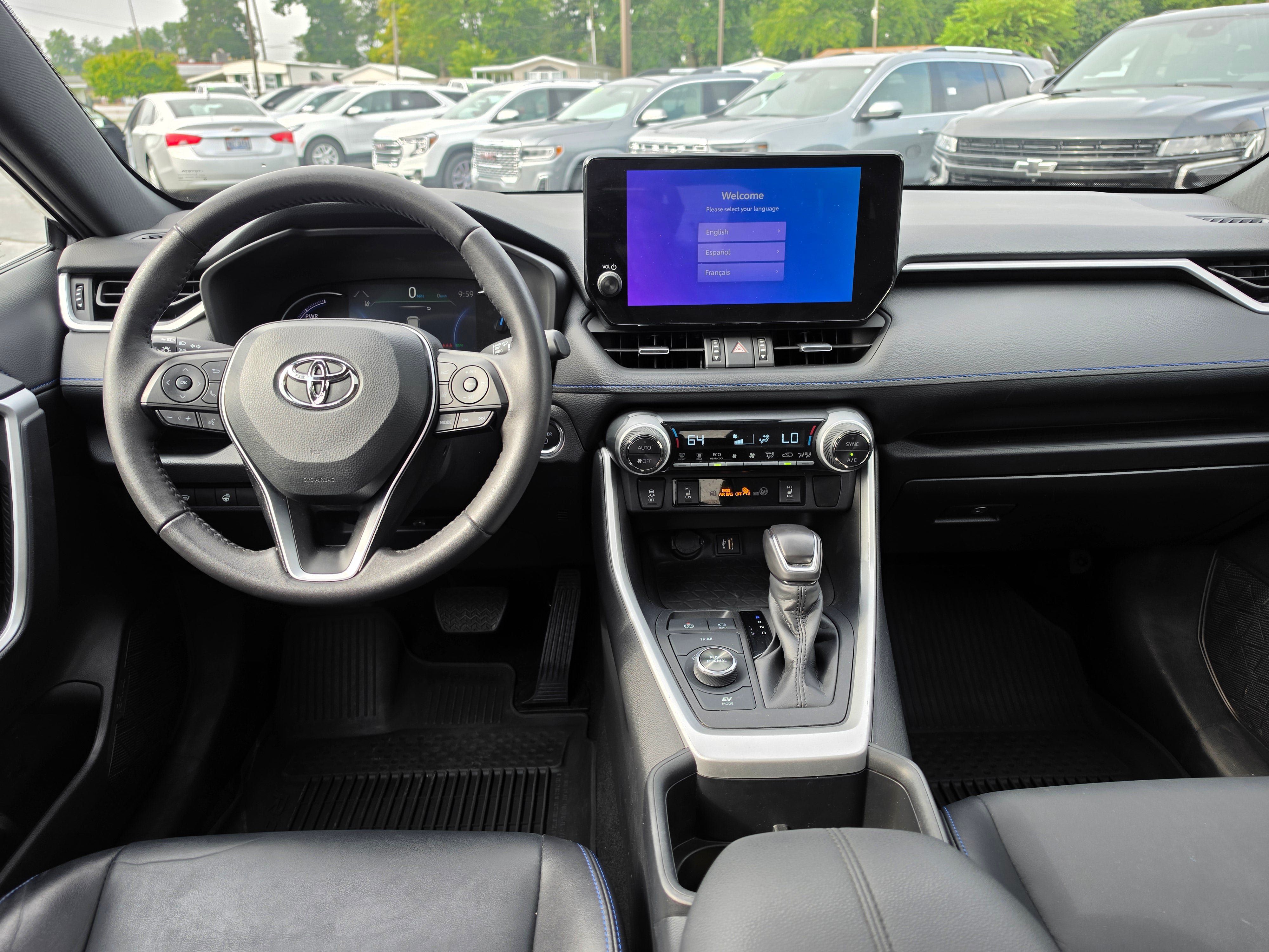 Used 2024 Toyota RAV4 XSE w/ Weather Package AWD/4WD image 9