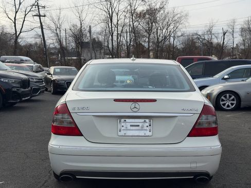 Used 2009 Mercedes-Benz E 350 4MATIC Sedan image 5