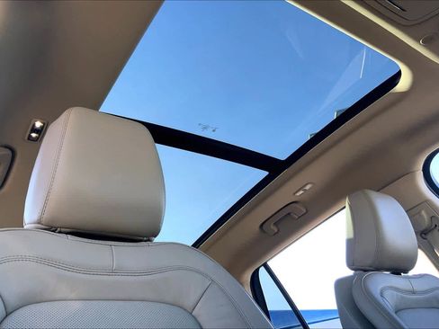 Used 2023 Lincoln Aviator Reserve w/ Elements Package Plus image 13