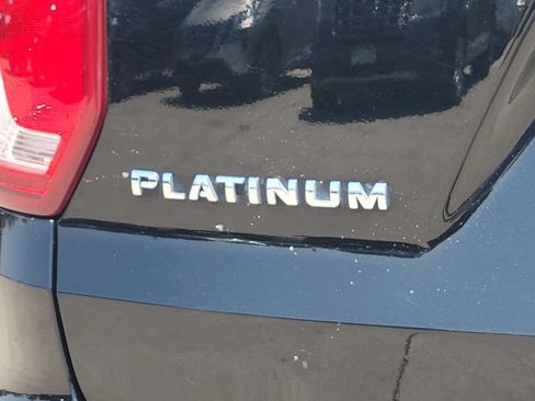 Used 2018 Ford Explorer Platinum AWD/4WD image 14