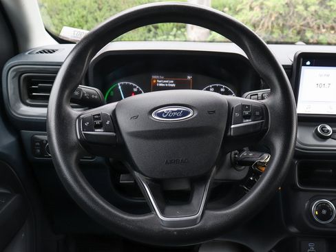 Used 2022 Ford Maverick XL image 25