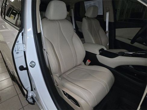 Certified 2024 Acura RDX w/ Technology Package image 25