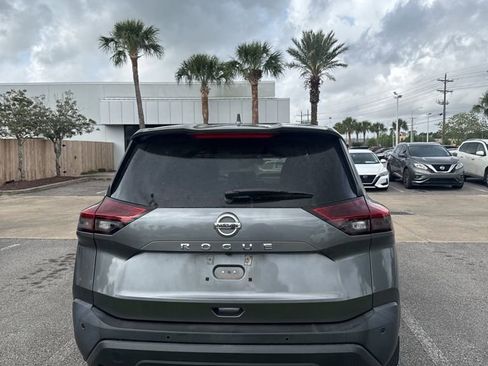 Used 2021 Nissan Rogue S image 6
