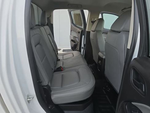 Used 2021 Chevrolet Colorado W/T w/ WT Convenience Package AWD/4WD image 18