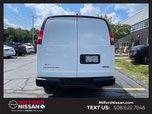 Used 2023 GMC Savana 2500 w/ Driver Convenience Package RWD image 4