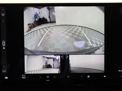 Used 2022 Tesla Model S image 17