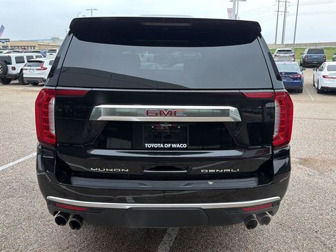 Used 2022 GMC Yukon Denali AWD/4WD image 4