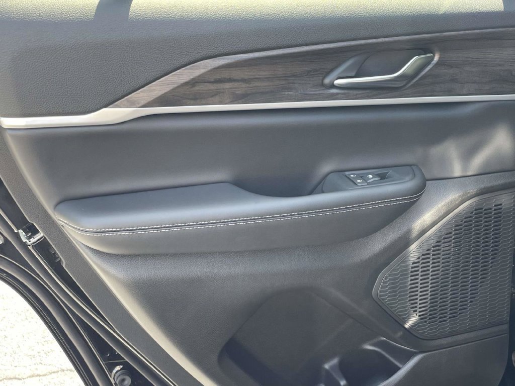 New 2027 Jeep Grand Cherokee 4WD image 20