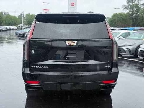 Used 2024 Cadillac Escalade Sport AWD/4WD image 7