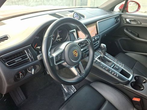 Used 2021 Porsche Macan GTS image 4