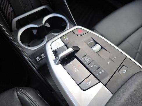 Used 2025 BMW X1 xDrive28i image 26