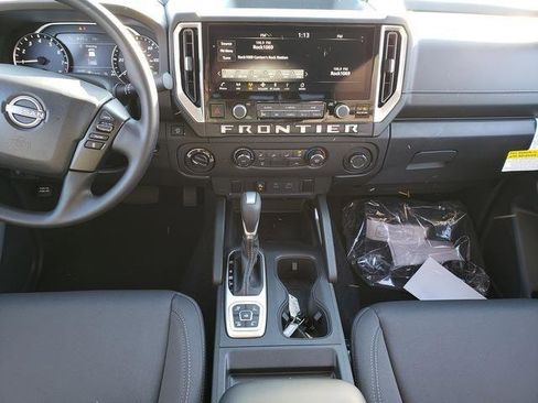 New 2026 Nissan Frontier SV w/ Tow Package AWD/4WD image 16