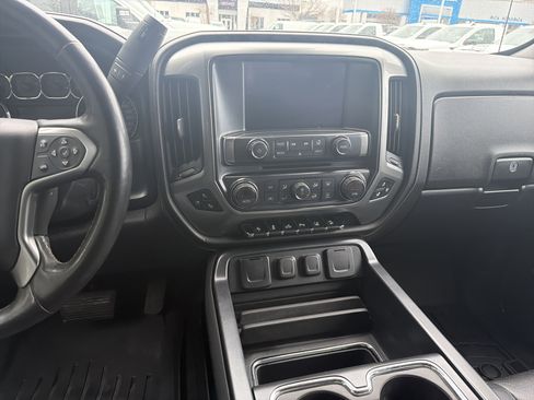 Used 2017 Chevrolet Silverado 2500 LTZ w/ LTZ Plus Package image 29