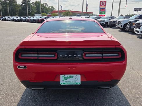 Used 2022 Dodge Challenger R/T RWD image 11