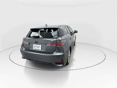 Used 2014 Lexus CT 200h image 8