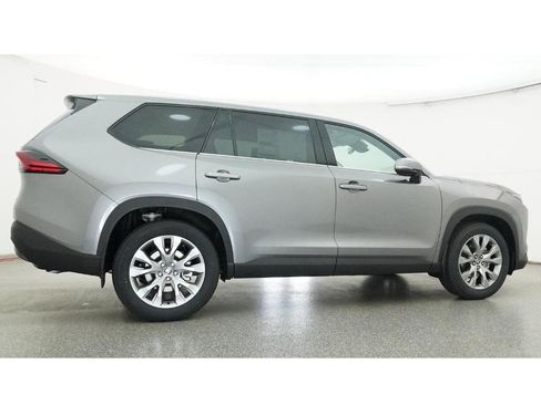 New 2026 Toyota Grand Highlander Limited image 26