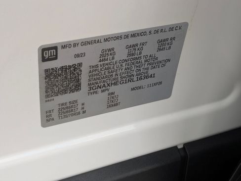 Used 2024 Chevrolet Equinox LS image 30