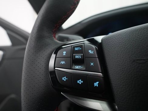 Used 2023 Ford Explorer ST-Line w/ Class IV Trailer Tow Package image 18