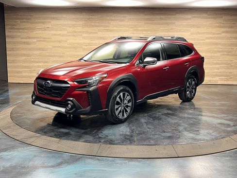 Used 2025 Subaru Outback Touring image 6