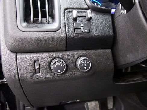 Used 2019 Chevrolet Colorado ZR2 AWD/4WD image 19