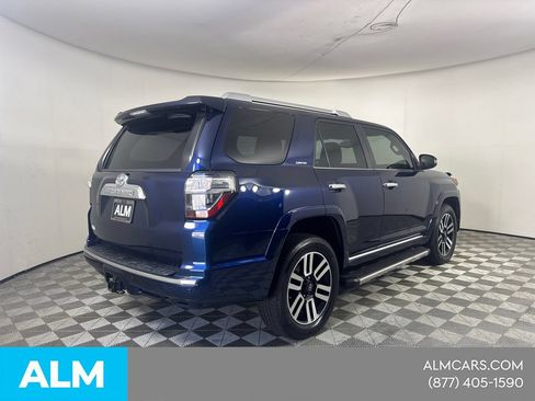 Used 2017 Toyota 4Runner Limited AWD/4WD image 6