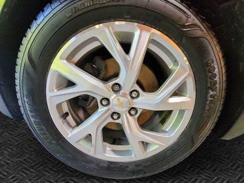 Used 2018 Chevrolet Equinox LT AWD/4WD image 11