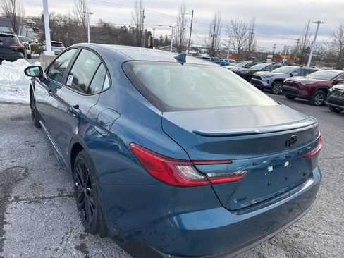 New 2026 Toyota Camry SE image 14