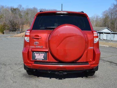 Used 2009 Toyota RAV4 Limited AWD/4WD image 7