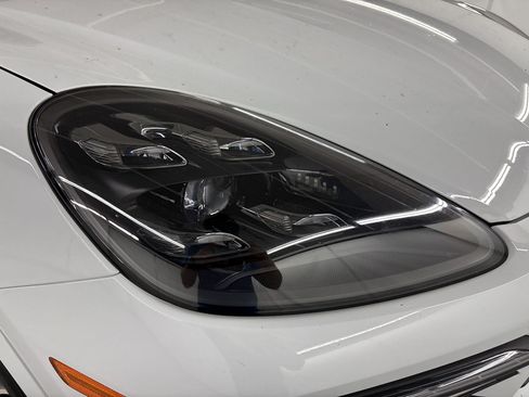 Used 2023 Porsche Cayenne S AWD/4WD image 21