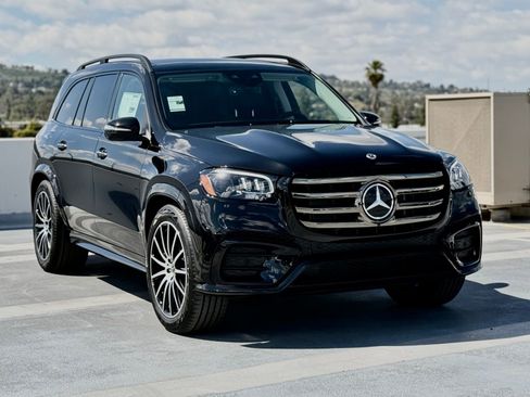 New 2026 Mercedes-Benz GLS 450 4MATIC image 8