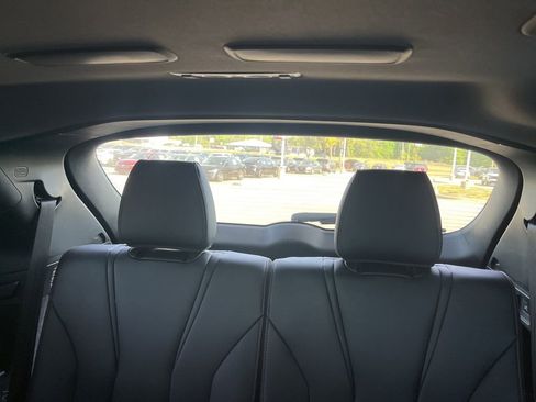 Used 2023 Acura MDX Type S image 35