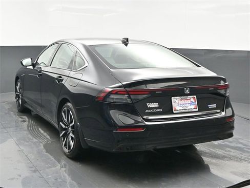 Certified 2025 Honda Accord Touring image 4