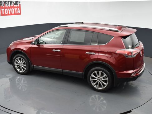 Used 2018 Toyota RAV4 Limited image 25