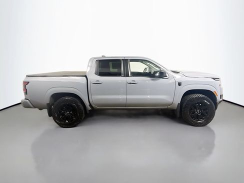 Used 2026 Nissan Frontier SV w/ SV Convenience Package AWD/4WD image 8