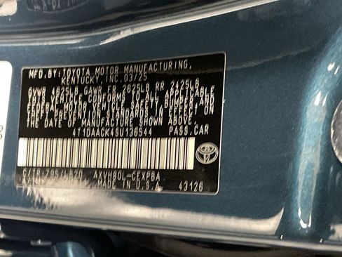 Used 2025 Toyota Camry XSE image 36