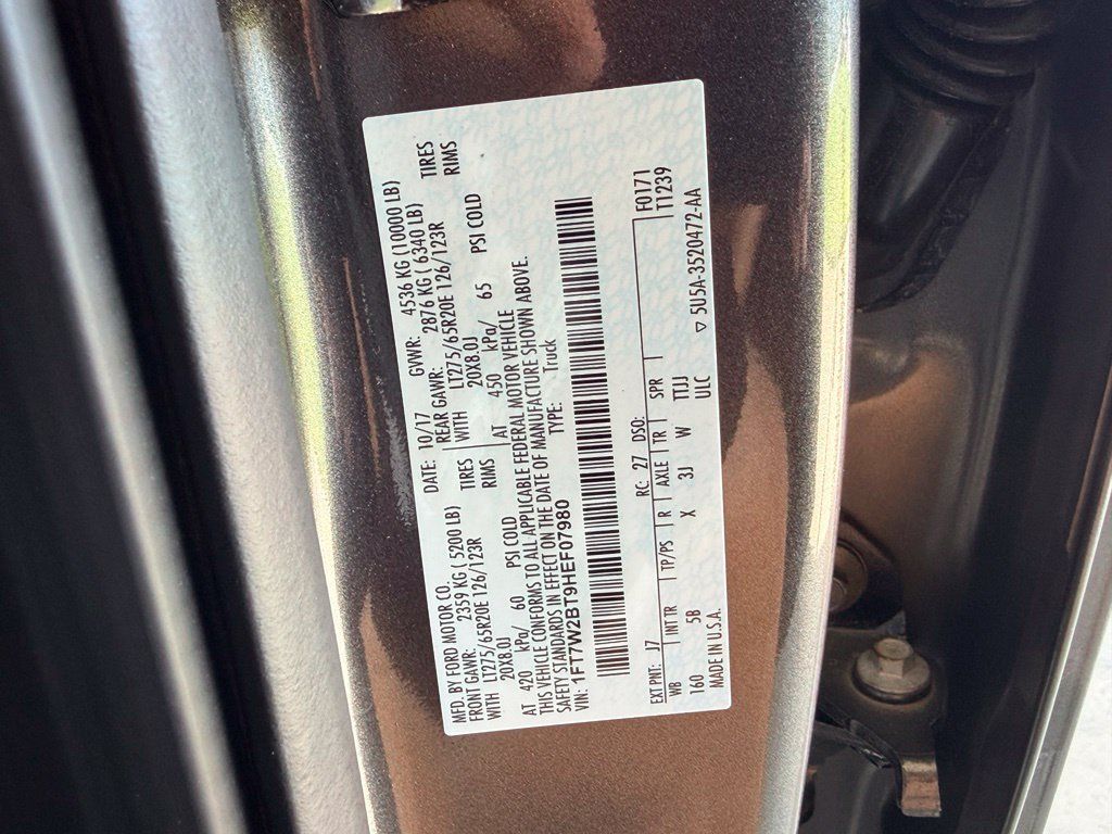 Used 2017 Ford F250 Lariat w/ Chrome Package AWD/4WD image 39