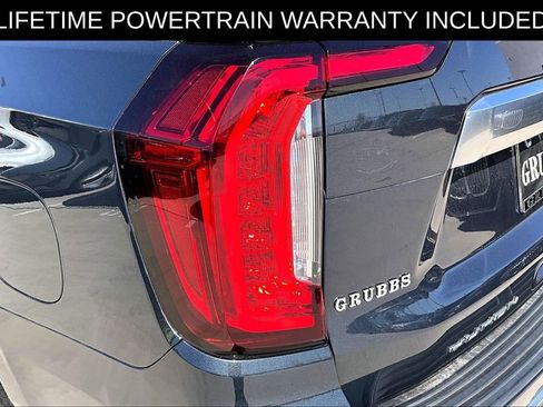 Used 2021 GMC Yukon XL Denali w/ Denali Premium Package image 41