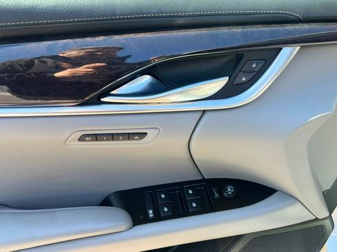 Used 2017 Cadillac XTS Luxury image 12