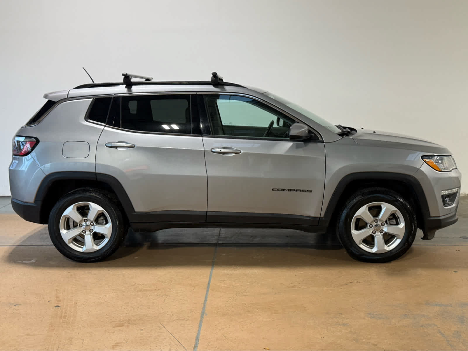 Used 2021 Jeep Compass Latitude AWD/4WD image 6