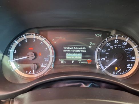 Certified 2024 Toyota Highlander XLE FWD image 21