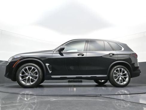 New 2026 BMW X5 xDrive40i w/ Premium Package AWD/4WD image 24