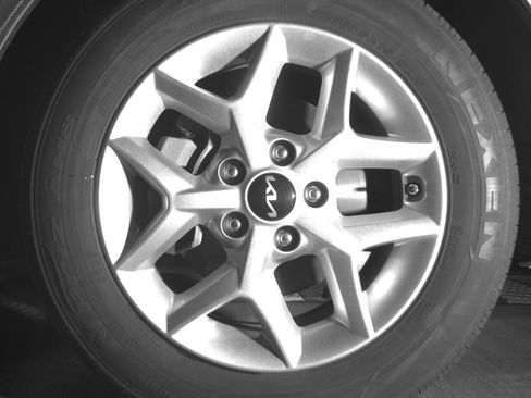 Used 2025 Kia Soul LX w/ LX Technology Package image 12