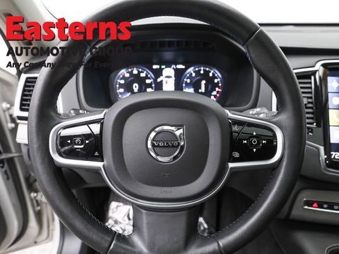Used 2021 Volvo XC90 T6 Inscription image 10