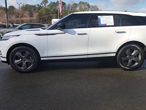 Used 2022 Land Rover Range Rover Velar R-Dynamic S image 16