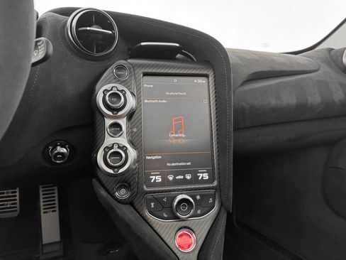 Used 2022 McLaren 765LT image 19